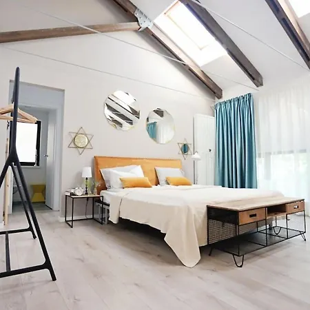 Moft Loft. Lovely, Comfy Apartment. * Cluj-Napoca