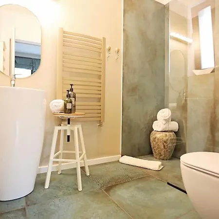 Moft Loft. Lovely, Comfy Apartment. * Cluj-Napoca