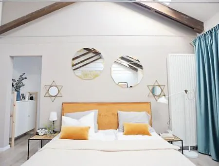 Daire Moft Loft. Lovely, Comfy Apartment. Kaloşvar