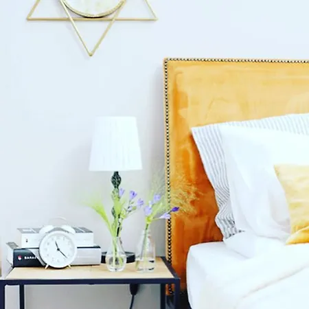 Daire Moft Loft. Lovely, Comfy Apartment. Kaloşvar