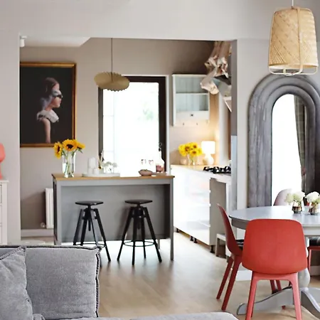 Daire Moft Loft. Lovely, Comfy Apartment.