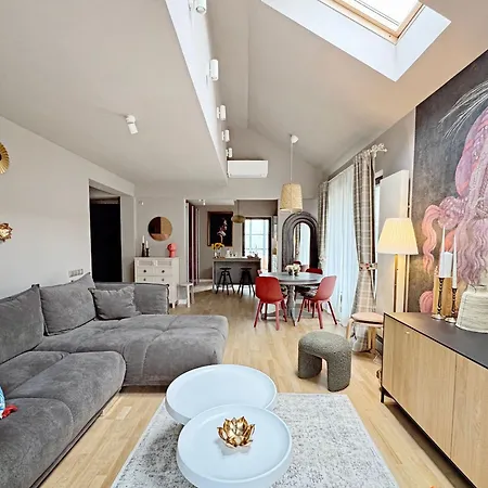 Moft Loft. Lovely, Comfy Apartment. Daire *