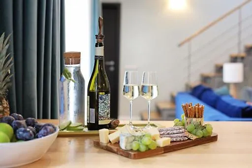 Moft Loft. Lovely, Comfy Apartment. * קלוז'-נאפוקה