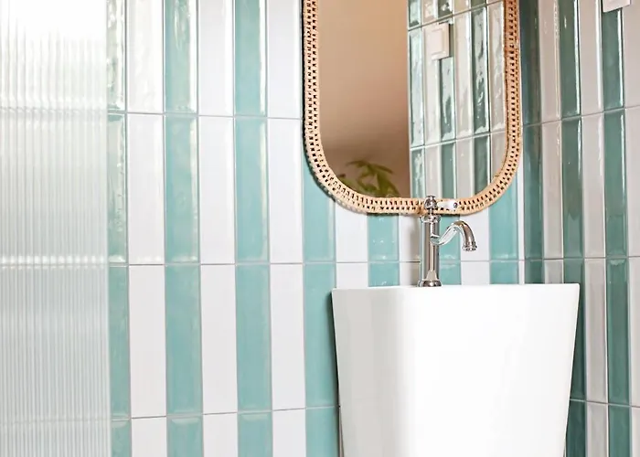 Moft Loft. Lovely, Comfy Apartment. דירה *